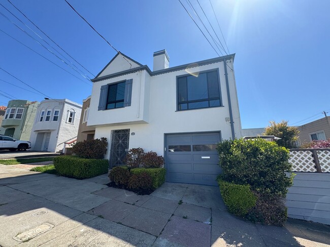property at 2282 20th Ave