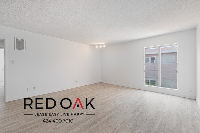 property at 700 Glenway Dr