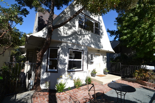 391 Orange Street in Oakland, CA - Building Photo - Other