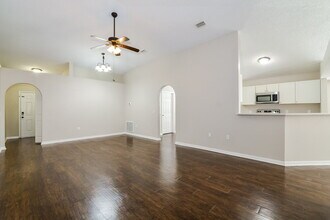 254 Regal Downs Cir in Winter Garden, FL - Building Photo - Building Photo