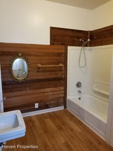 441 Haggin Ave in Sacramento, CA - Building Photo - Building Photo