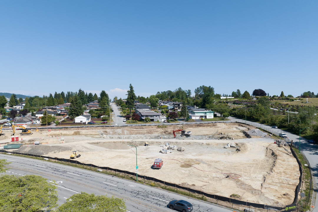 Moonlight Sonata in Burnaby, BC - Building Photo