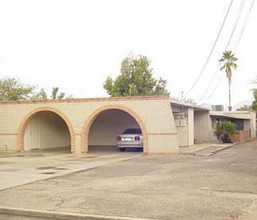 Duplex on E. Lee in Tucson, AZ - Building Photo - Building Photo