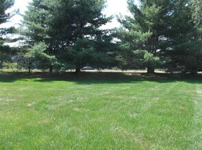7 River View Dr in Essex Junction, VT - Building Photo - Building Photo