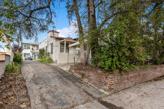 10763-10765 Kling St in North Hollywood, CA - Building Photo - Primary Photo