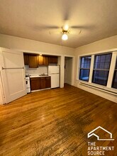 1309 Oak Ave in Evanston, IL - Foto de edificio - Building Photo