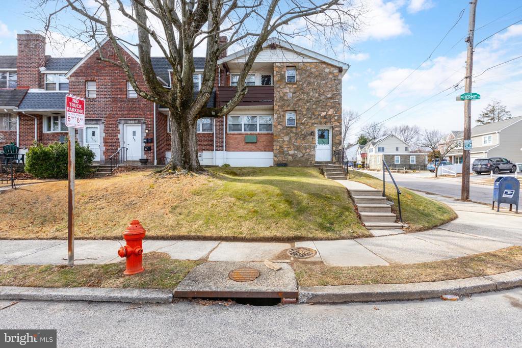 5448 Hermit Terrace in Philadelphia, PA - Building Photo