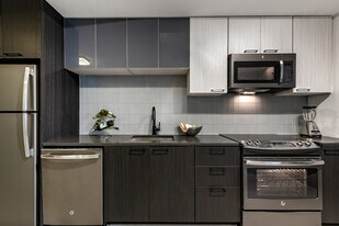 Ore 82 in Washington, DC - Building Photo