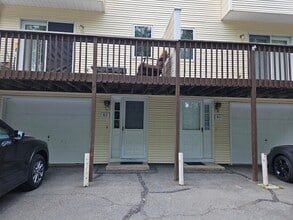 410 Emmett St in Bristol, CT - Building Photo - Building Photo