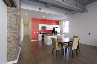 Lando Lofts in Pittsburgh, PA - Foto de edificio - Interior Photo