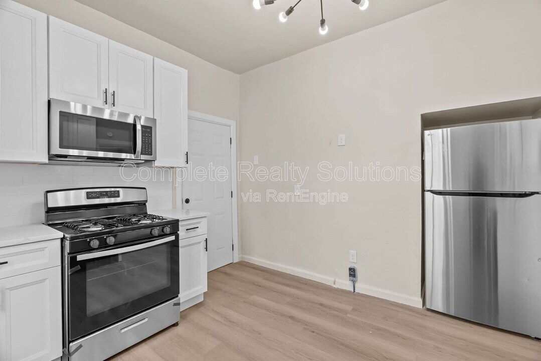 3915 Russell Blvd in St. Louis, MO - Building Photo