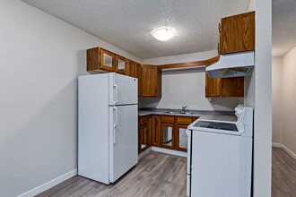 Concord Apartments in Regina, SK - Building Photo - Building Photo