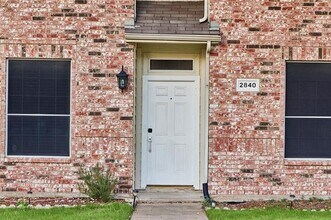 2840 Clear Creek Dr in Rockwall, TX - Building Photo - Building Photo