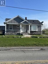 1098 Beaverdams Rd in Thorold, ON - Building Photo - Building Photo