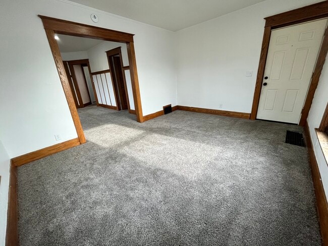 239 Ann St NE, Unit 2 in Grand Rapids, MI - Building Photo - Building Photo