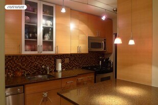 400 Central Prk W in New York, NY - Building Photo