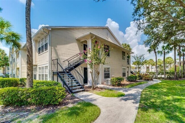 property at 1033 S Hiawassee Rd