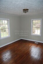 4563 Chamblee Tucker Rd in Tucker, GA - Building Photo - Building Photo