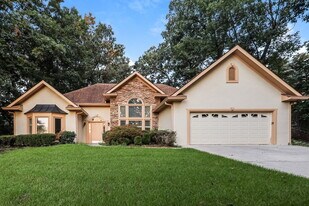 12 Sleepy Hollow Ct in Stockbridge, GA - Building Photo