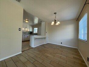 2352 Sonata Dr in Rancho Cordova, CA - Building Photo - Building Photo