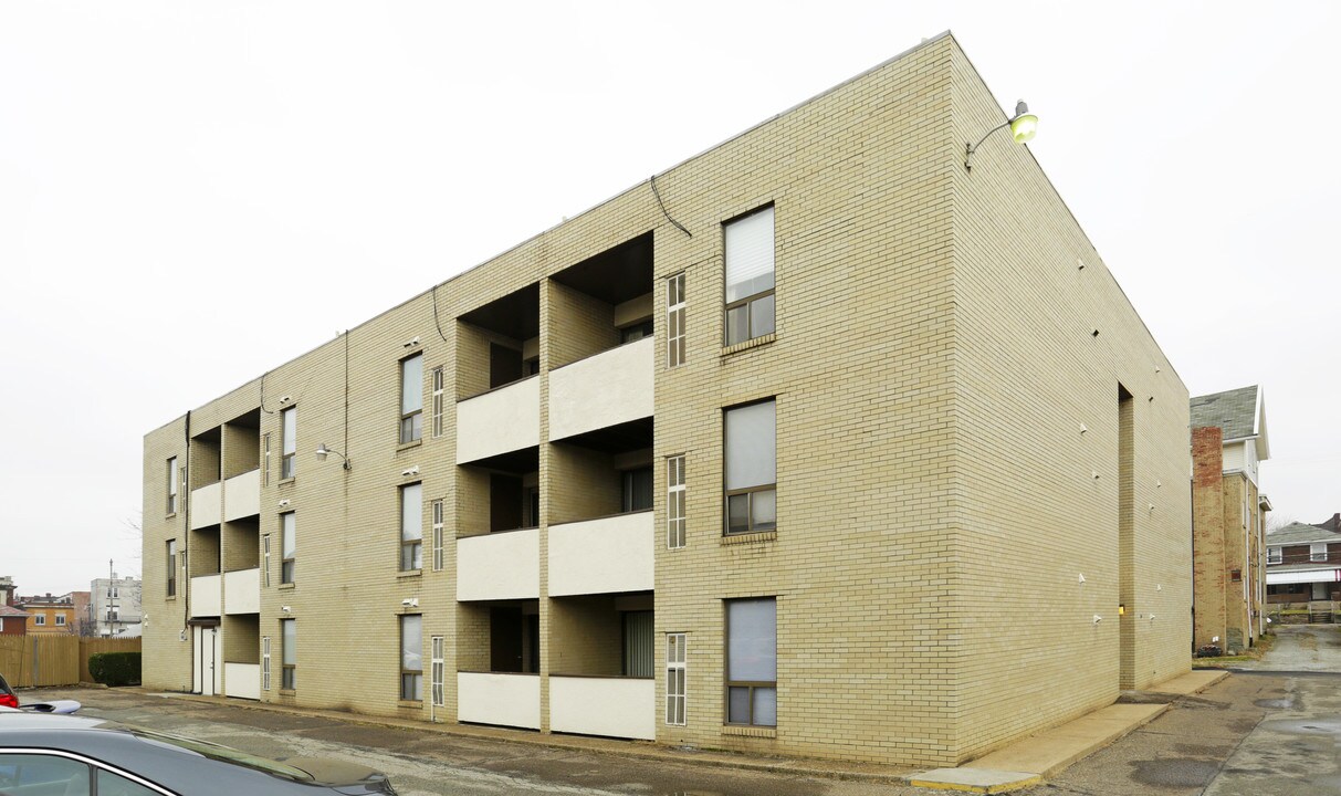 Dawson Village Apartments in Pittsburgh, PA - Building Photo