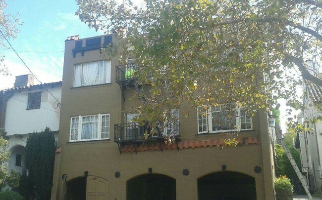1717 Euclid Ave, Unit 3 in Berkeley, CA - Building Photo - Building Photo