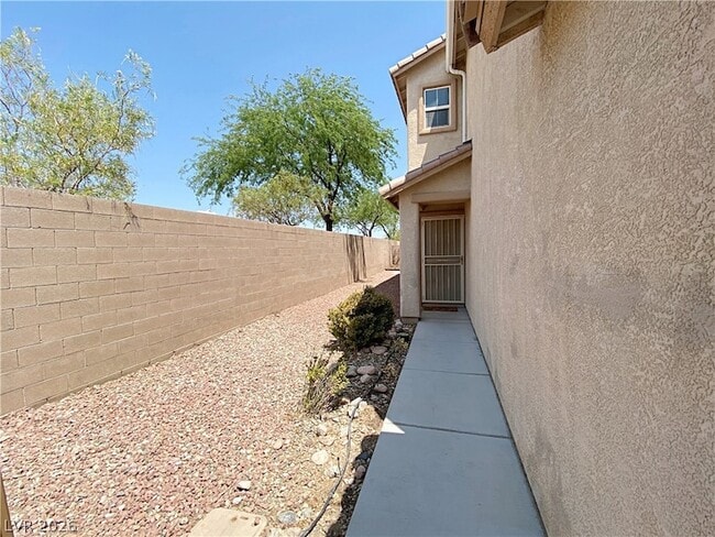 6496 Robusta Ct in Las Vegas, NV - Building Photo - Building Photo