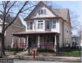 2726 Chicago Ave in Minneapolis, MN - Foto de edificio