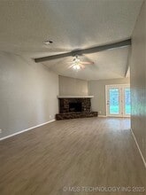 1100 S Lions Ct in Broken Arrow, OK - Building Photo - Building Photo