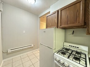 516 W Melrose St in Chicago, IL - Building Photo - Building Photo