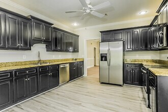 2065 Dundee Way in Grovetown, GA - Foto de edificio - Building Photo