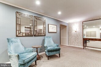 2711 Ordway St NW-Unit -310 in Washington, DC - Building Photo - Building Photo