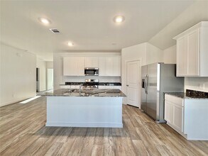 7926 Marconi Corsco Dr in Richmond, TX - Building Photo - Building Photo