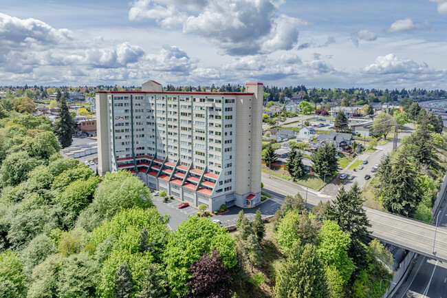 Pacific Towers in Tacoma, WA - Building Photo - Building Photo