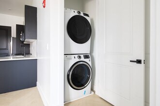 711 Main Ave in Passaic, NJ - Building Photo - Building Photo