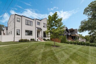 3209 Granny White Pike in Nashville, TN - Building Photo - Building Photo