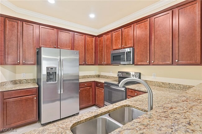 property at 10288 Via Colomba Circle
