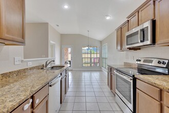 409 E 97th St in Odessa, TX - Building Photo - Building Photo