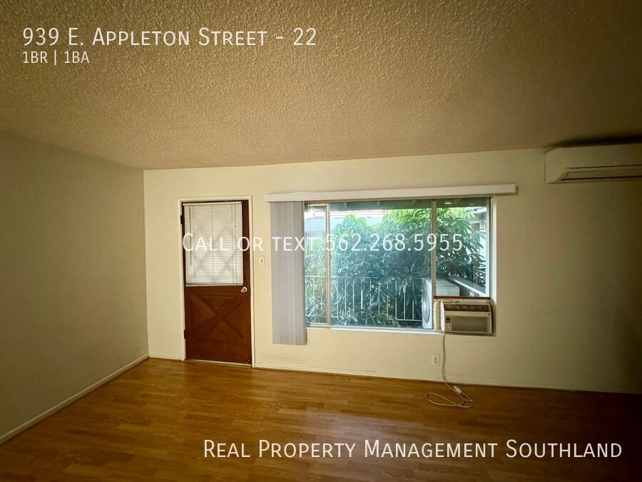 939 E Appleton St in Long Beach, CA - Building Photo