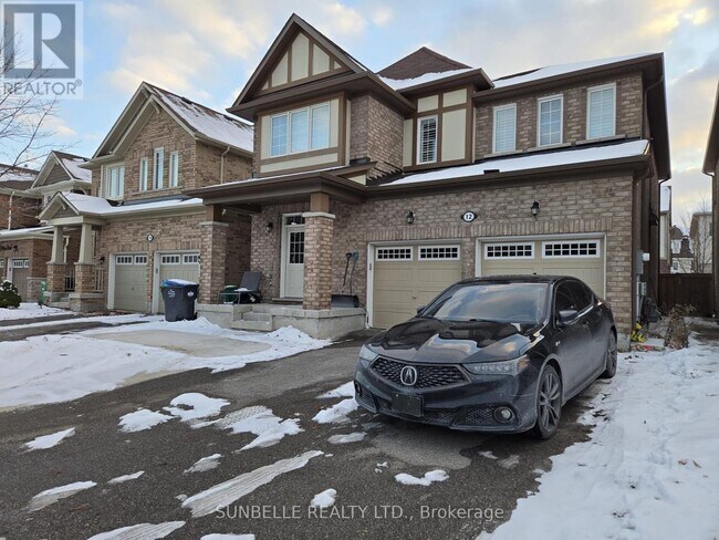 12 Polstar Rd in Brampton, ON - Building Photo - Building Photo