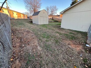 1710 N Hills Blvd in Van Buren, AR - Building Photo - Building Photo