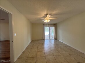 4305 Island Cir in Ft. Myers, FL - Building Photo - Building Photo