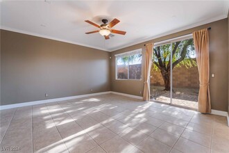 519 Via Ripagrande Ave in Henderson, NV - Building Photo - Building Photo