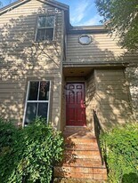 210 Circle St in San Antonio, TX - Building Photo