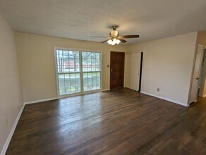 4206 Old Rock Cut Rd in Conley, GA - Building Photo - Building Photo