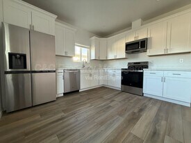 478 Crivello Rd in Marina, CA - Building Photo