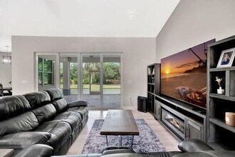 10231 176th Ln N in Jupiter, FL - Building Photo - Building Photo