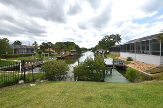 3 Cherokee Ct W in Palm Coast, FL - Foto de edificio - Building Photo