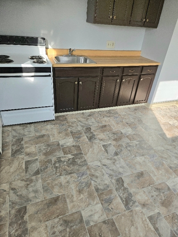 270 Washington Blvd in Youngstown, OH - Building Photo - Building Photo