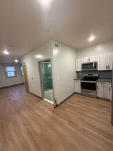 70 W Grand St in Elizabeth, NJ - Building Photo - Building Photo